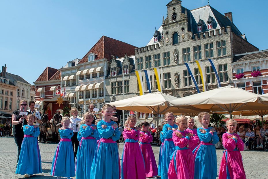 De 82e Maria Ommegang : loop je ook mee?